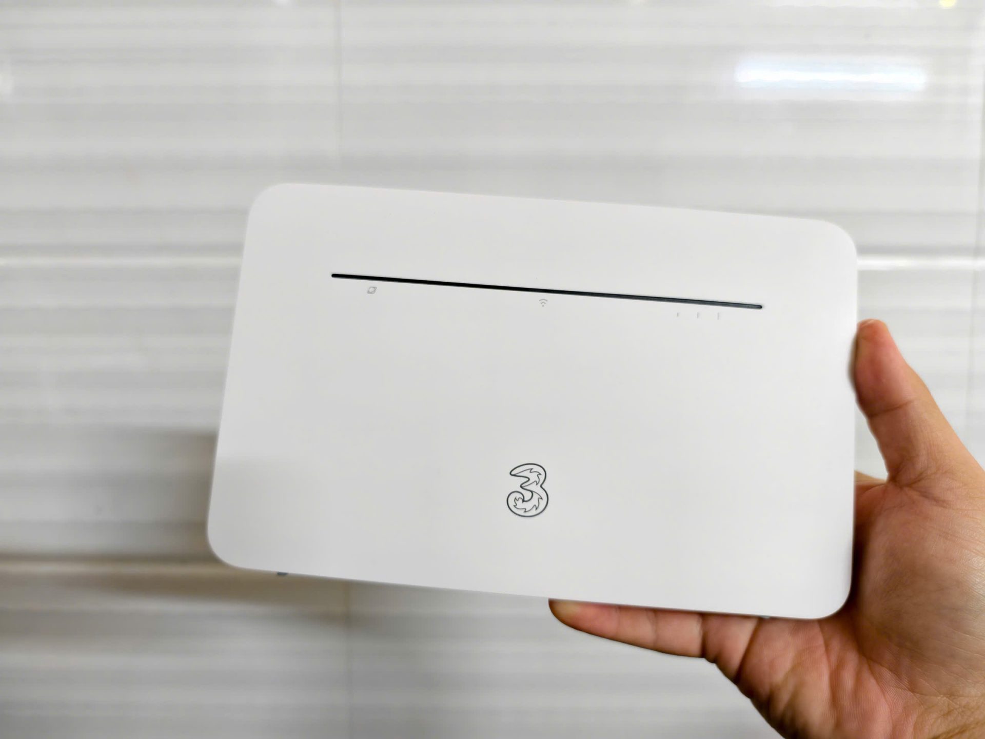 Bộ Phát WiFi 4G Huawei B535-232a: CAT7 300Mbps - 2 băng tần - 64 Thiết Bị - Viễn Thông HHD - Ảnh 2