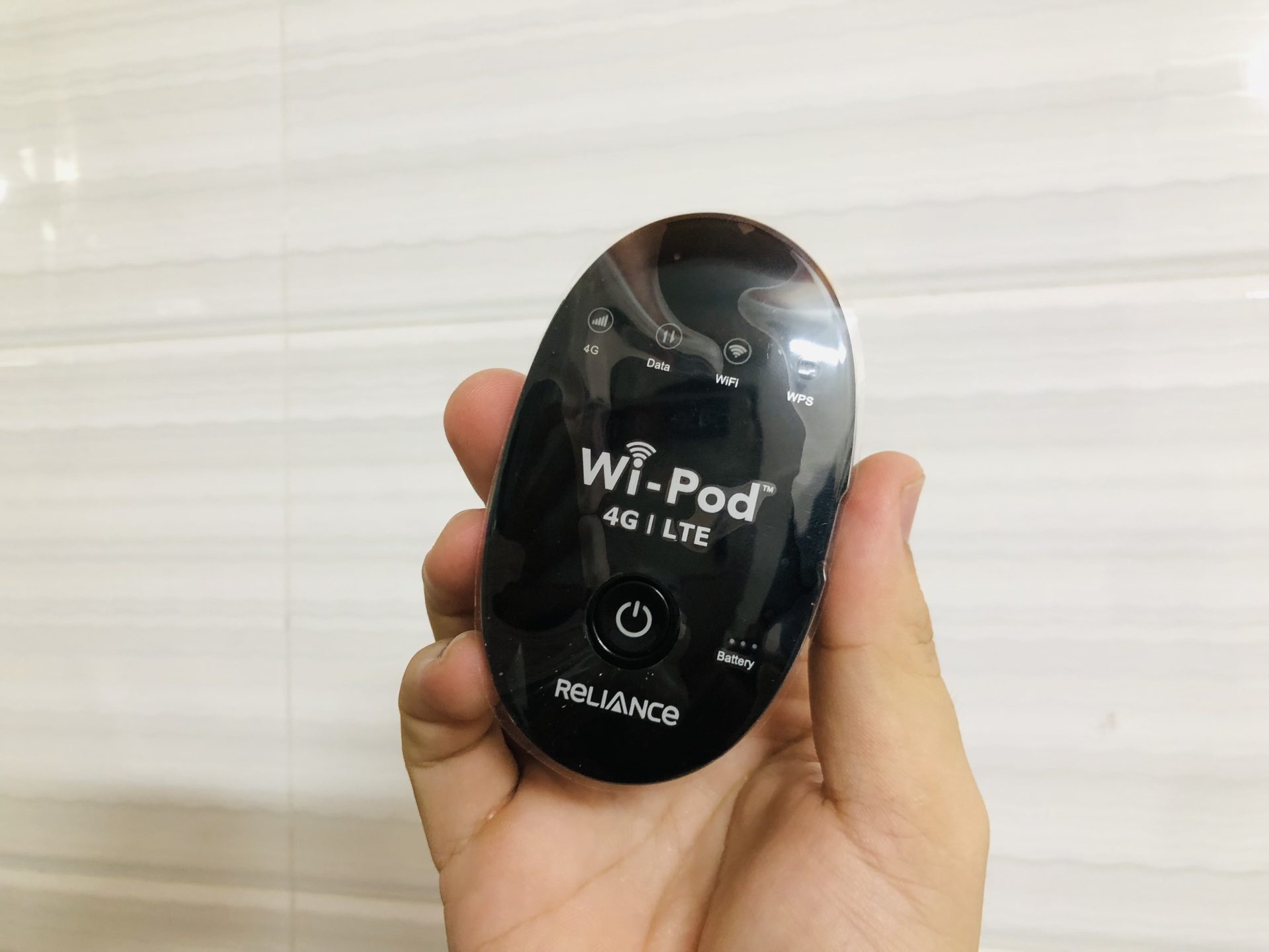 Bộ Phát Wi-Fi 4G ZTE WD670 - Tốc Độ 4G 150Mbps - Kết Nối 10 Thiết Bị - Pin 2300mAh Bền Bỉ - Viễn Thông HHD - Ảnh 2