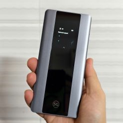 Alternative view of Huawei E6888-982 Pro – Bộ Phát WiFi Di Động 5G Huawei E6888-982 Pro - Bộ Phát WiFi 5G Pin Khủng 7000mAh - WiFi 6 - Tốc Độ Cao 3600Mbps, Pin 7000mAh - Màn Hình Cảm Ứng – Viễn Thông HHD