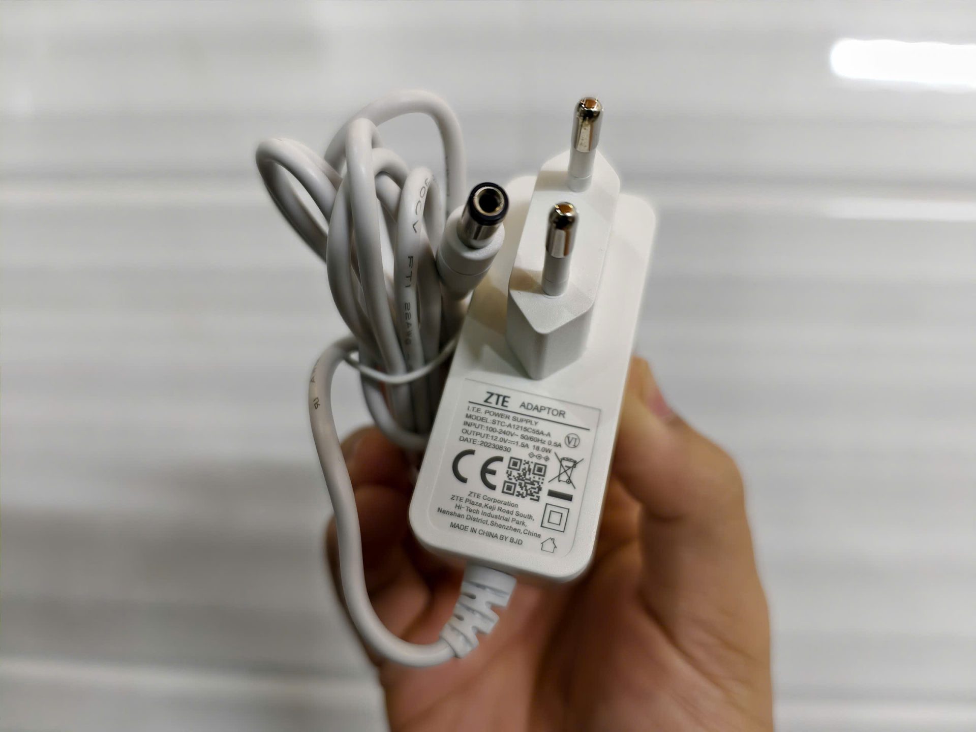 Bộ phát Wifi từ SIM 4G ZTE MF297D - Router LTE Cat12 - Tốc độ 600Mbps - Wifi AX 3000Mbps - Viễn Thông HHD - Ảnh 9