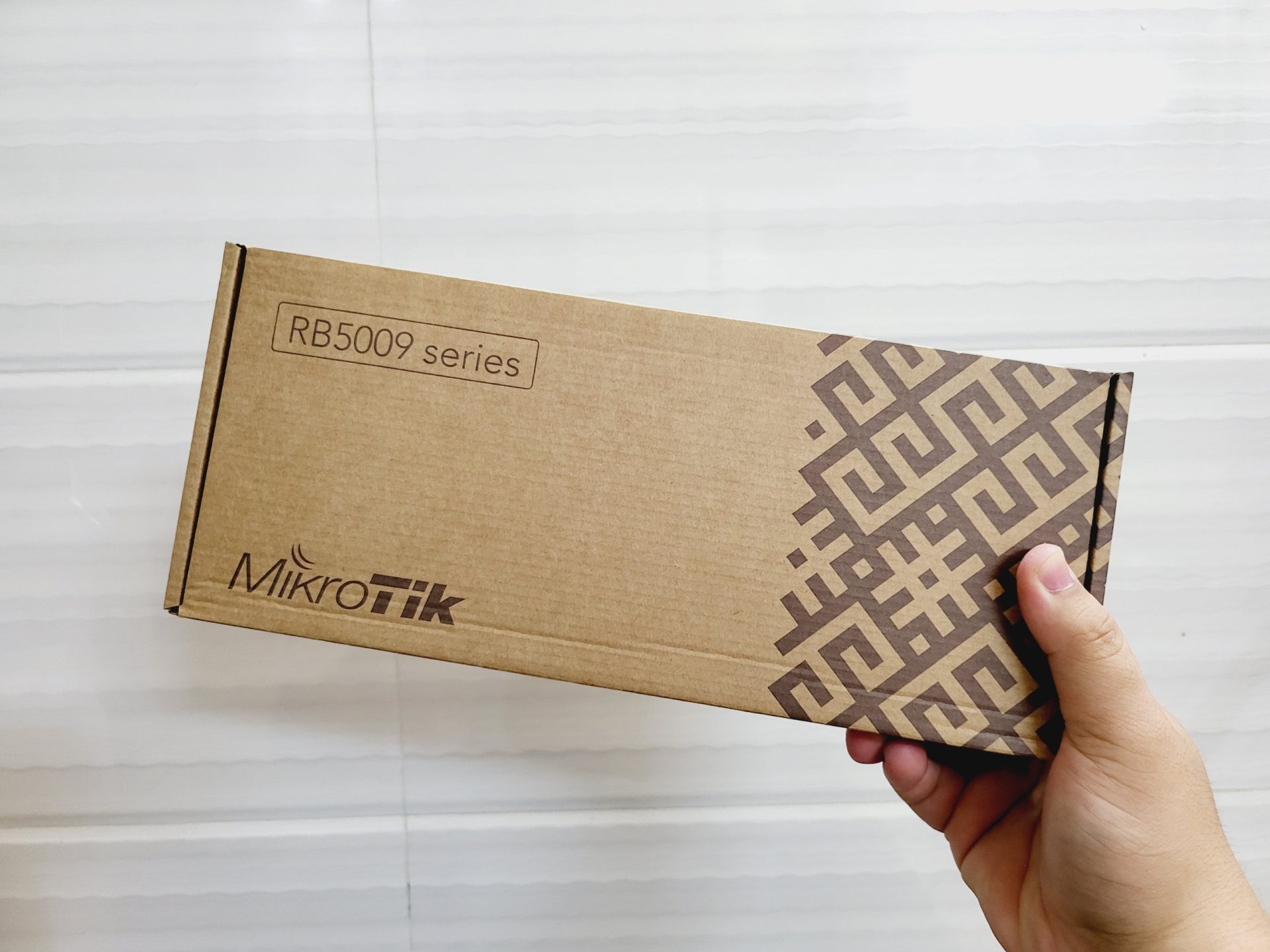 Router Mikrotik RB5009UG+S+IN CPU Quad-core 1.4Ghz, RAM 1GB, 7 cổng RJ45 Gb, 1 cổng RJ45 2.5Gb, SFP 10GB - Viễn Thông HDG - Ảnh 10